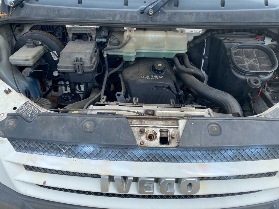 DEZMEMBREZ PIESE Iveco DAILY 4 2,3 HPI 35 S12 35 S14 BUS 8+1 LOCURI euro 4 2007