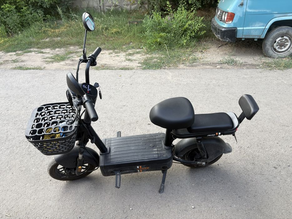 Продам электроскутер Cruzer tata