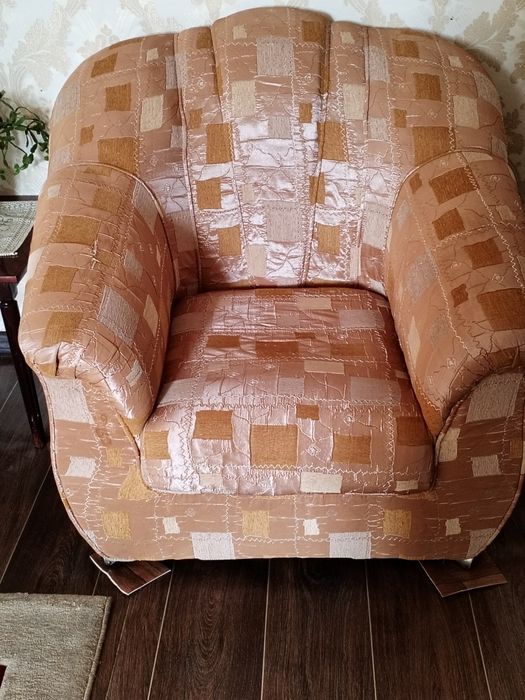 Раритетный диваны