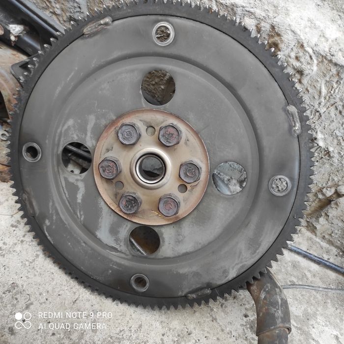 Продам венец на Мазда 626 птичка автомат