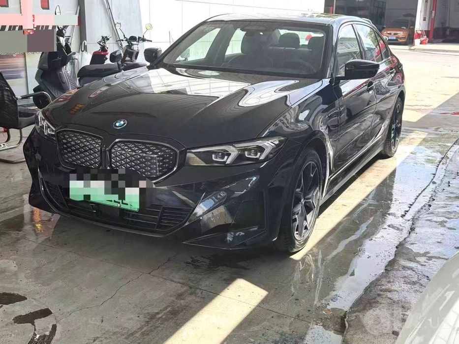 BMW i3 eDrive 40 L 2025 года (Night Package)