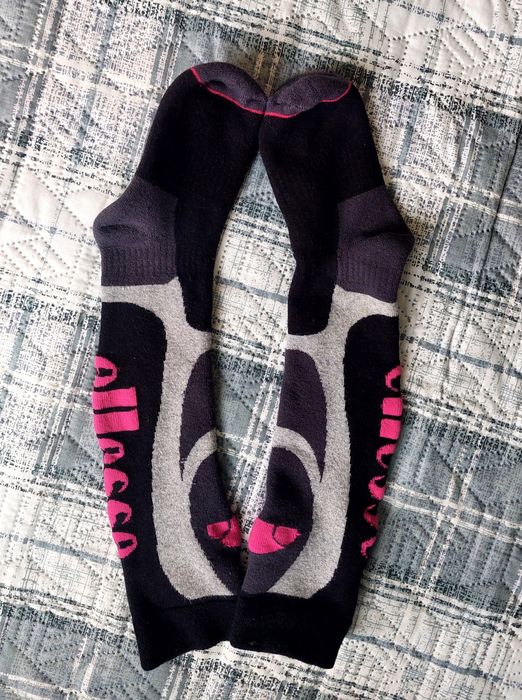 Ръкавици и чорапи