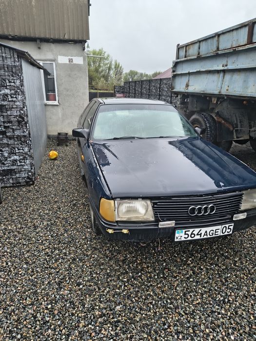 Продам ауди100 на ходу