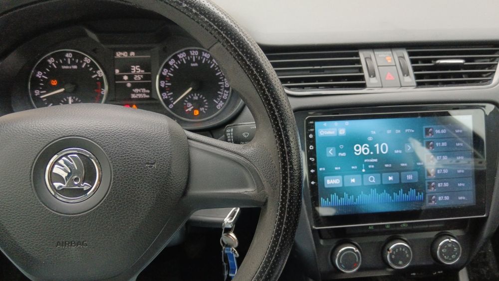 SKODA Octavia 2015 — imagine 2
