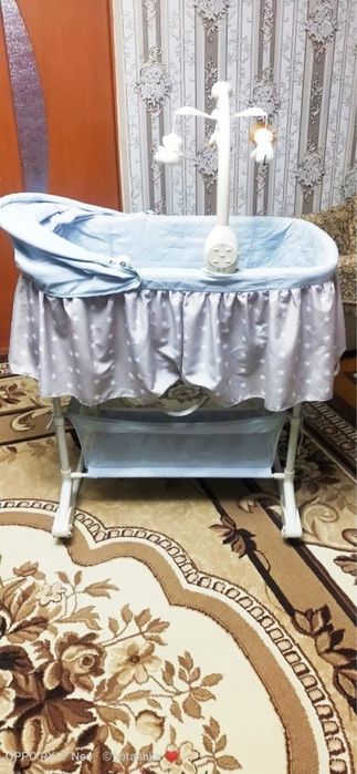 Продам электрическую люльку-манеж