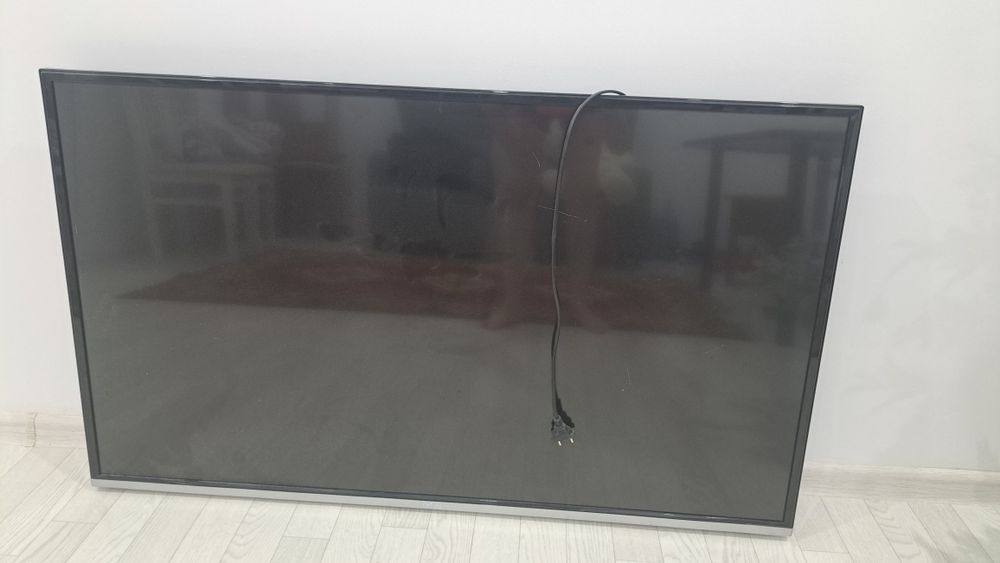 Продам Artel led TV
