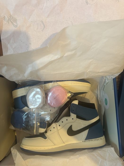Jordan 1 Retro High OG SP Fragment x Travis Scott