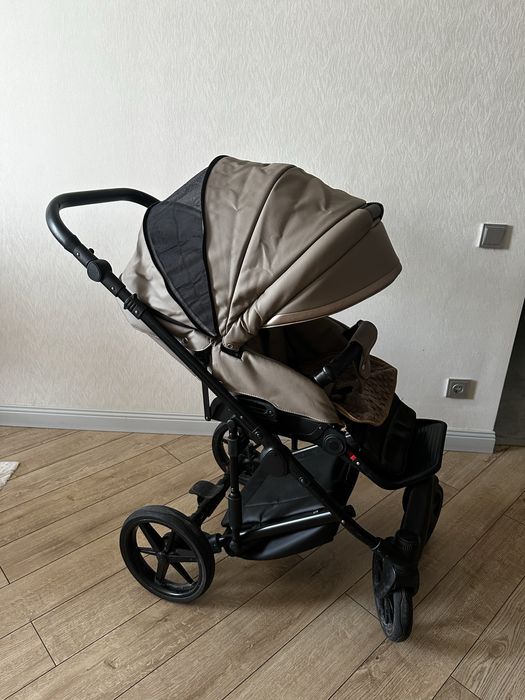 Продам коляска 2 в 1 ADAMEX RIMiNI