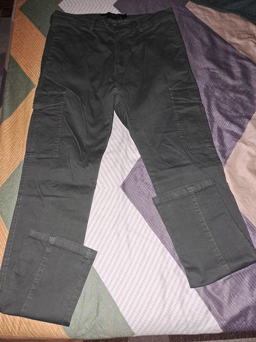 Pantaloni adolescenti