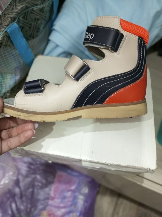 Ортопедические сандали