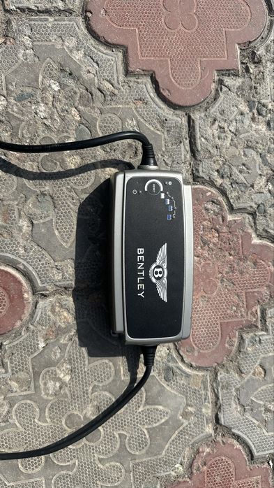 BENTLEY зарядное станция