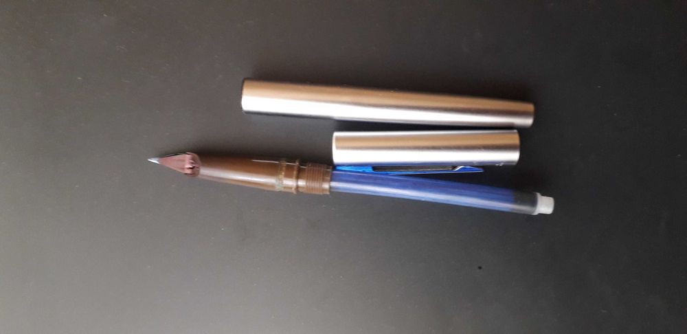 Stilou Waterman si Creion mecanic FLEXFIT Pentel 0.7