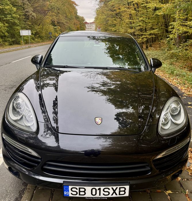 PORSCHE Cayenne 2011 — imagine 3