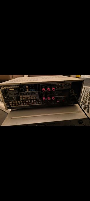 Домашно кино усилвател