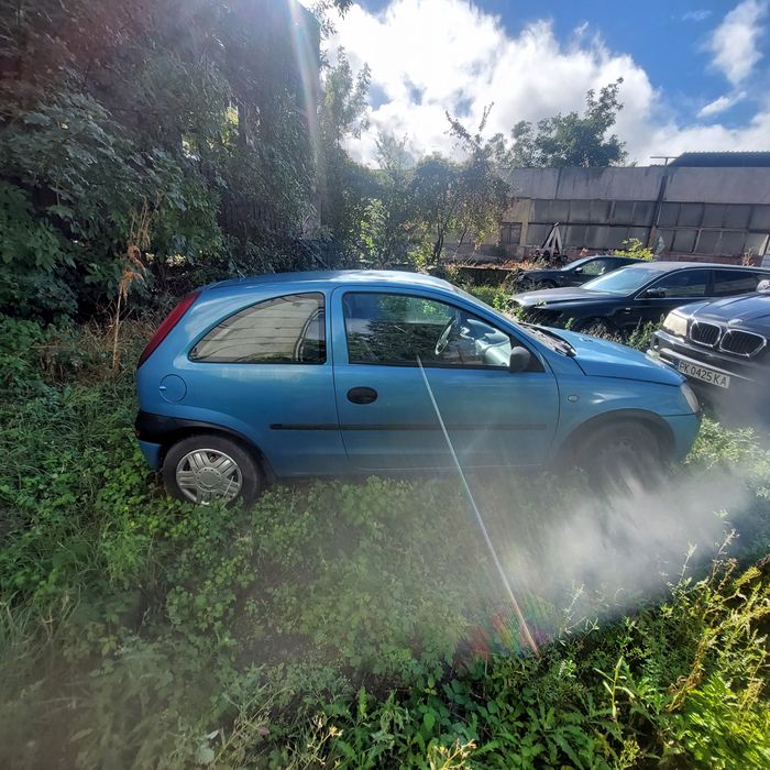 Opel Corsa C 1.2 бензин – на части