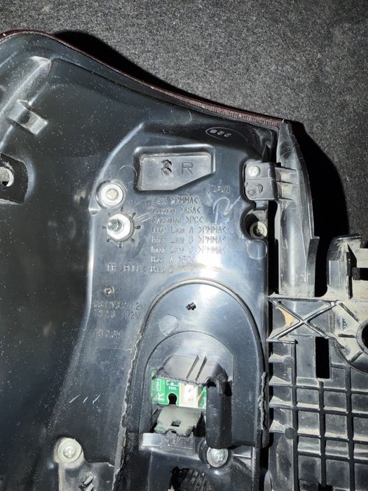 Фонарь задний на крыло TLC 200