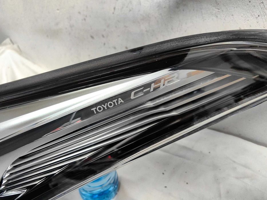 Оригинален фар Тойота  Toyota C-HR Full Led