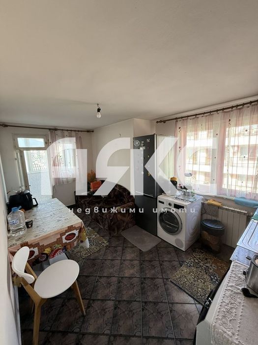 Продава се Тристаен апартамент в София, Карпузица - 88 кв.м за 1403 €/кв.м - Снимка #2