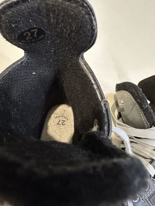 Продам коньки хоккейные