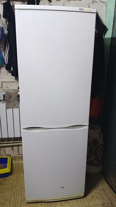 Холодильник б/у продам