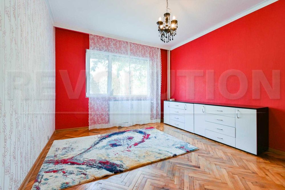 Продава се Тристаен апартамент в София, Надежда 1 - 84 кв.м за 2203 €/кв.м - Снимка #4