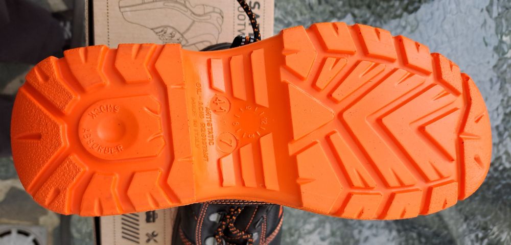 Работни обувки 41 номер