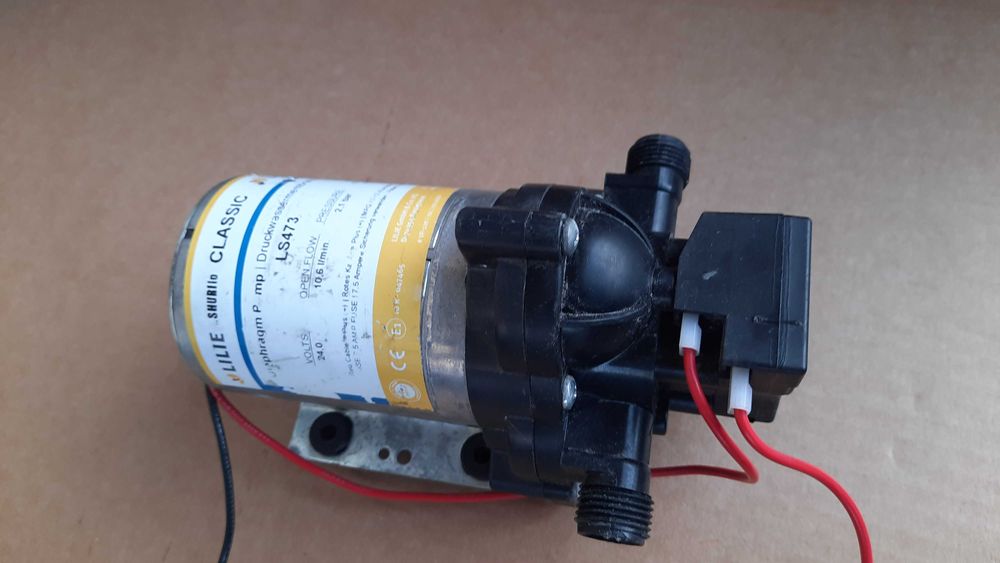 Хидрофорна помпа SHURflo / LILIE