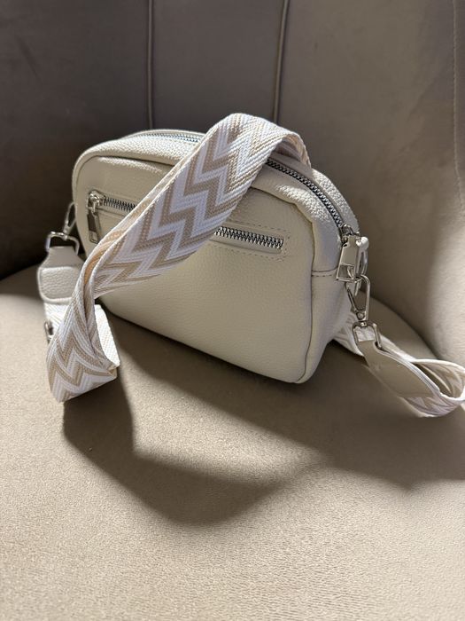 Дамска малка чанта