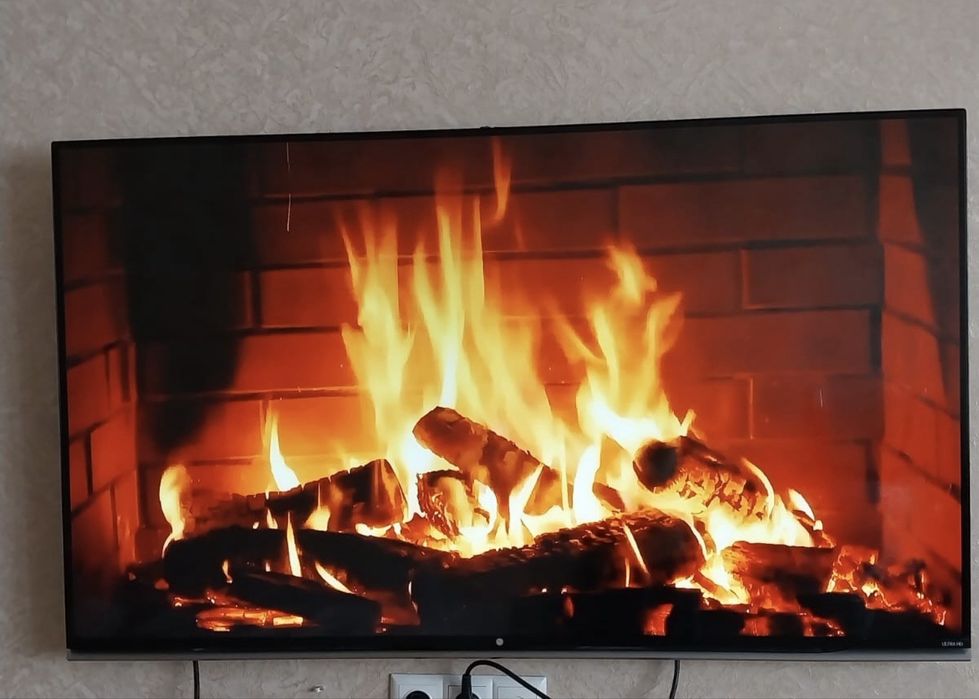 Телевизор LG в хорошем состоянии