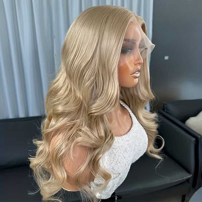 Пепеляво руса Ash Blonde перука с лейс фронт 13×4 - меки вълни
