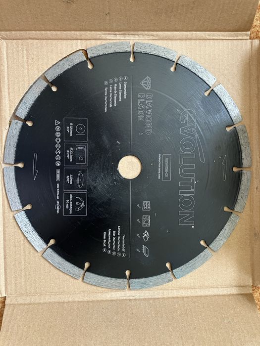 Disc diamantat pentru fierastrau circular Evolution D230SEG-CS
