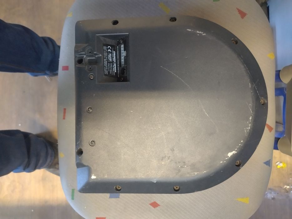 Vand subwoofer sub scaun CRUNCH GP508