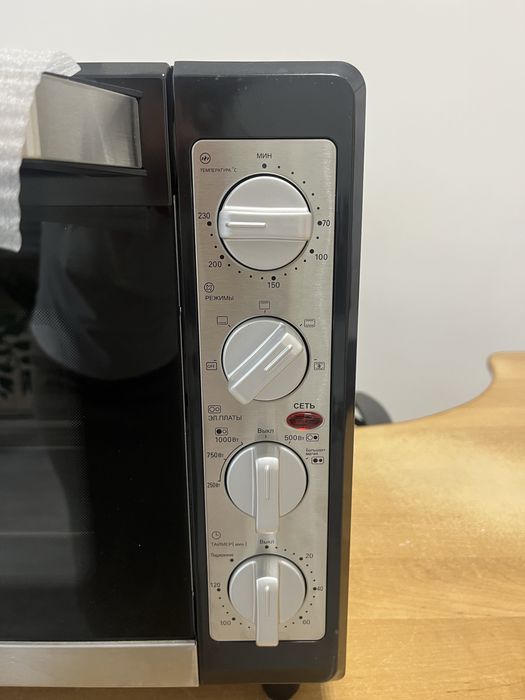 Продам плиту с духовкой новая