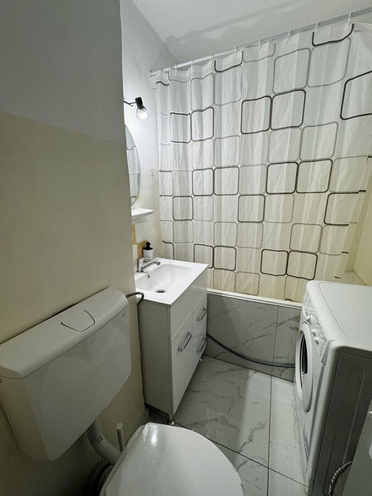 Garonieră complet utilată și mobilată