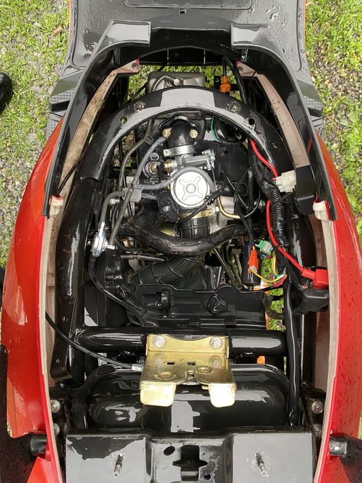 М8 мопед скутер 150куб