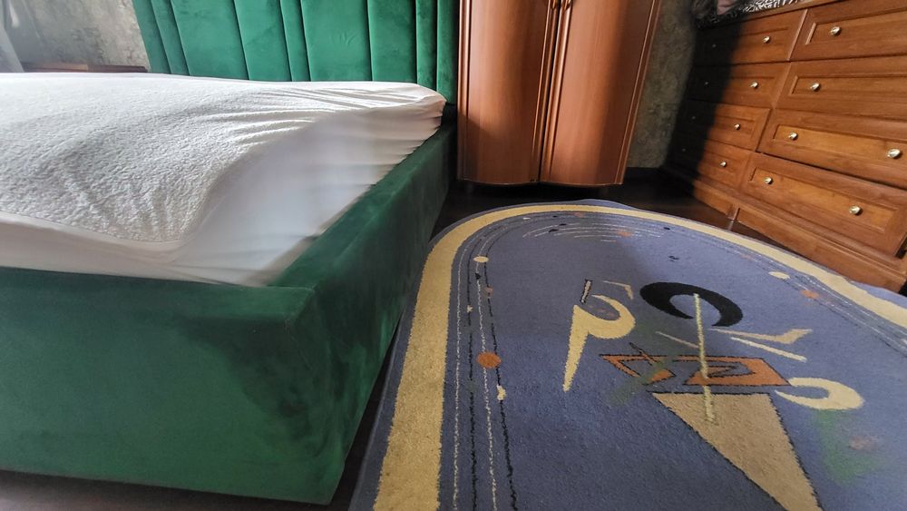 Продам кровать б/у