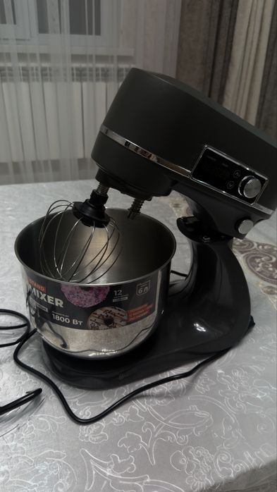 Продаётся планетарный миксер в отличном состоянии
