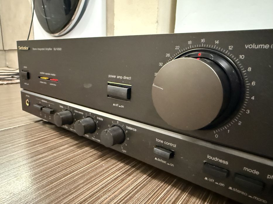 Technics SU-V560 Стерео усилвател