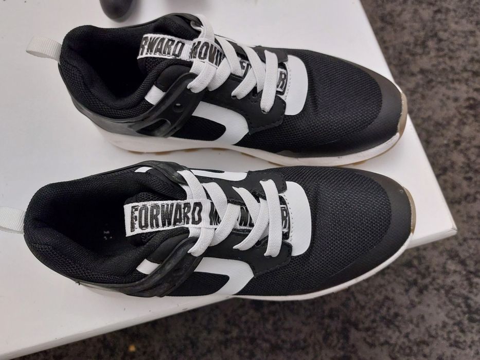 Pantofi sport H&M nr. 35