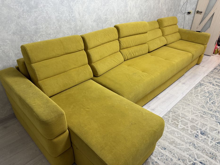 Продам Б/У диван. Есть торг