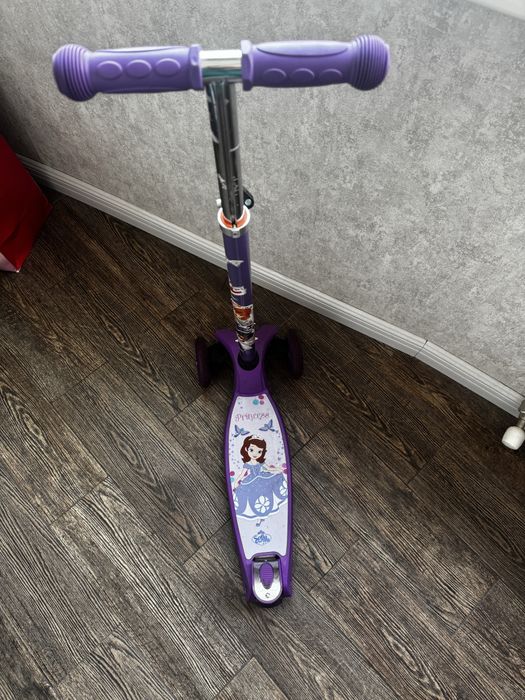 Продам детский самокат