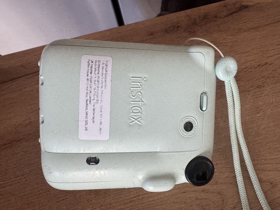 фотоапарат instax 12 mini зелен