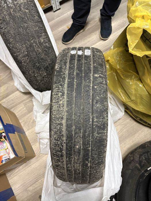Авто шина 235/65R17