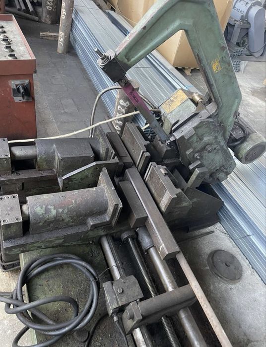 Хидравлична ножовка с автоматично подаване OH254