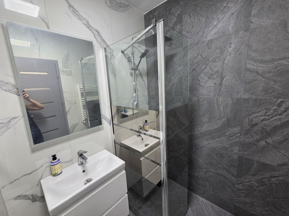 Dau spre inchiriere apartament cu o camera