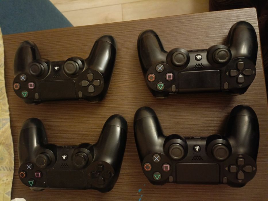 Dualshock 4, DS4 controller, gamepads
