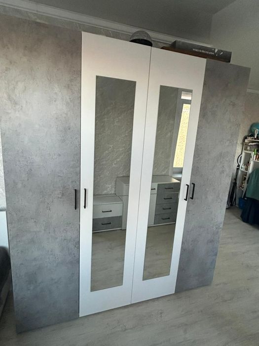 Спальный гарнитур. (в хорошем состояние)