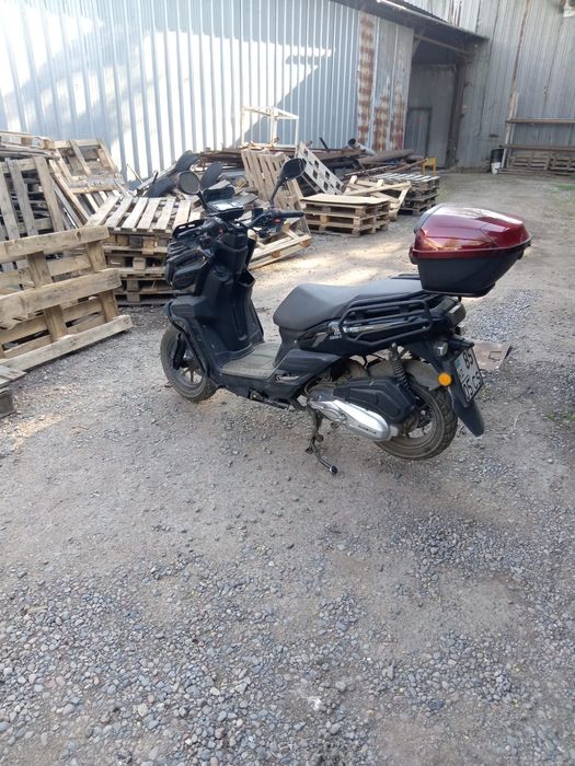 Мопед продам марка Танк 10