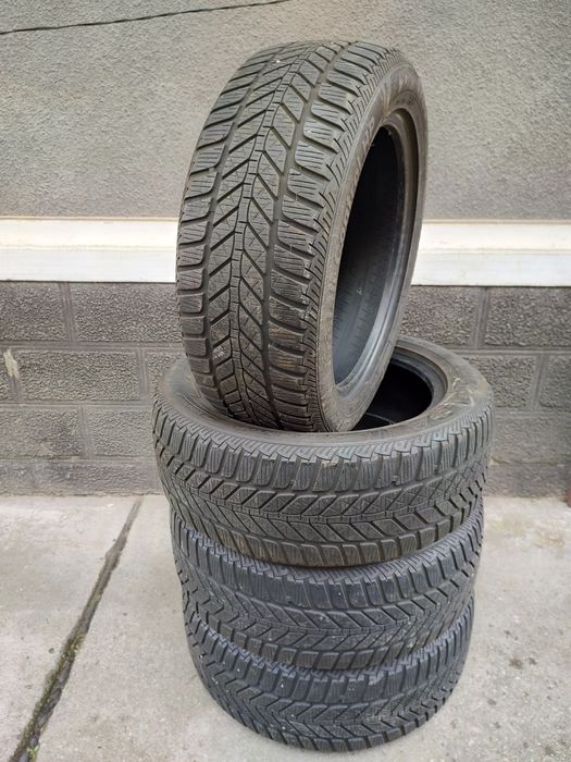 Vând Set Cauciucuri 215/55/17 Fulda M+S Import recent Germania