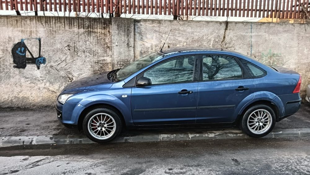 Ford preț 1000 euro